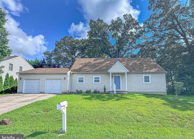 Property at 114 Clarence Ave, Severna Park, MD 21146, 4 beds, 3 baths