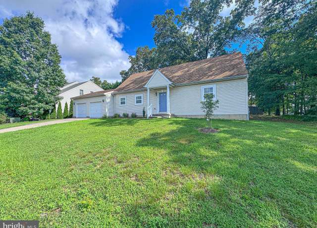 Property at 114 Clarence Ave, Severna Park, MD 21146, 4 beds, 3 baths