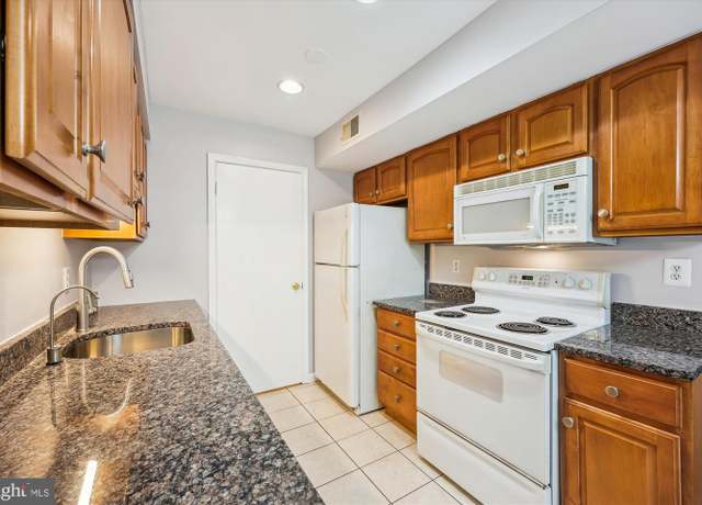Property at 20221 Shipley Ter Unit 2-A-10, Germantown, MD 20874, 2 beds, 2 baths