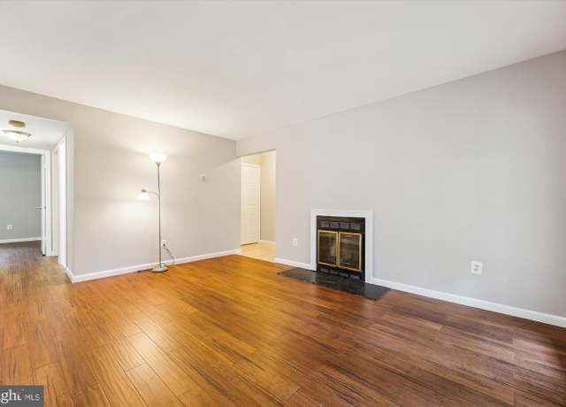 Property at 20221 Shipley Ter Unit 2-A-10, Germantown, MD 20874, 2 beds, 2 baths