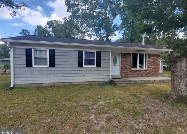 Property at 302 Lakeview Blvd, Browns Mills, NJ 08015, 3 beds, 1 bath