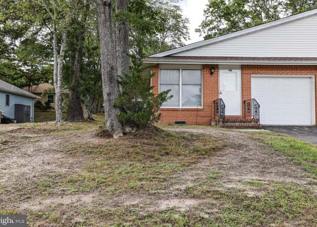 Property at 14-A Magnolia Rd, Manahawkin, NJ 08050, 2 beds, 2 baths