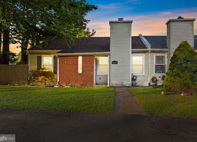 Property at 3200 Ellington Ct, Bensalem, PA 19020, 3 beds, 2 baths