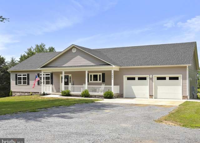 Property at 7040 Valley Pike, Middletown, VA 22645, 4 beds, 2.5 baths
