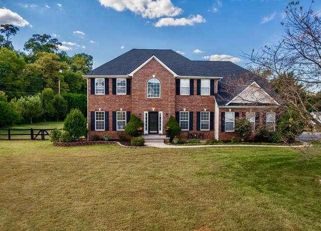 Property at 27 Costen Cir, Shepherdstown, WV 25443, 4 beds, 4 baths