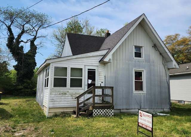 Property at 621 Center St, Laurel, DE 19956, 3 beds, 1 bath