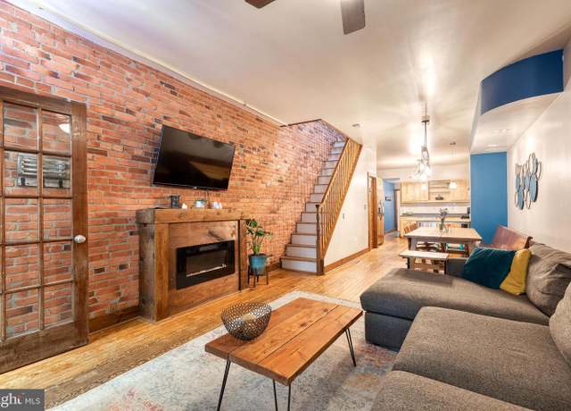 Property at 26 Lakewood Ave N, Baltimore, MD 21224, 2 beds, 2 baths