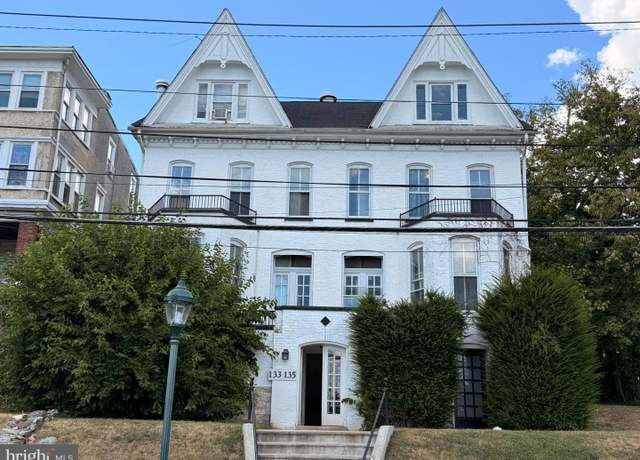 Property at 133 Summit Ave, Hagerstown, MD 21740, 10 beds