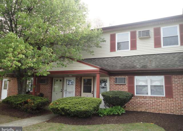 Property at 41-B Oxford Vlg, Egg Harbor Township, NJ 08234, 1 bed, 1 bath