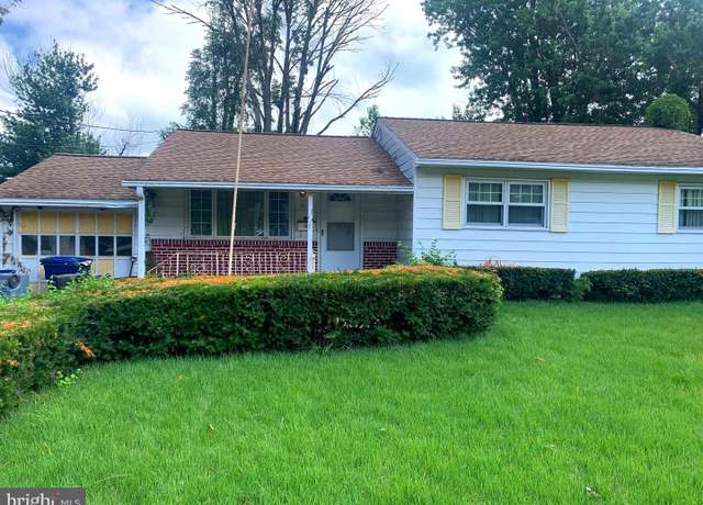 Property at 729 Holly Ln, Westampton, NJ 08060, 3 beds, 1 bath