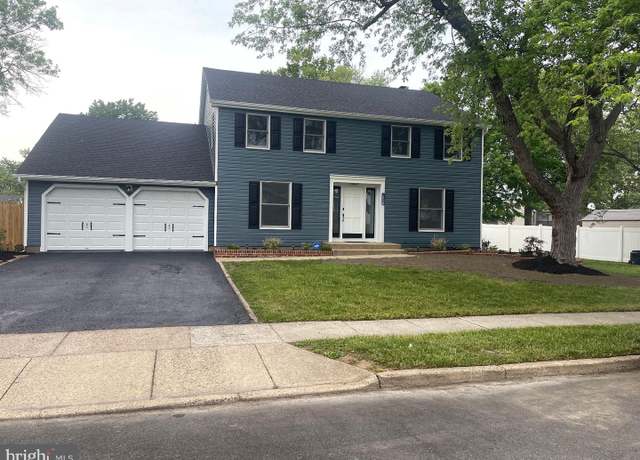 Property at 733 Eden Ln, Somerdale, NJ 08083, 4 beds, 2.5 baths