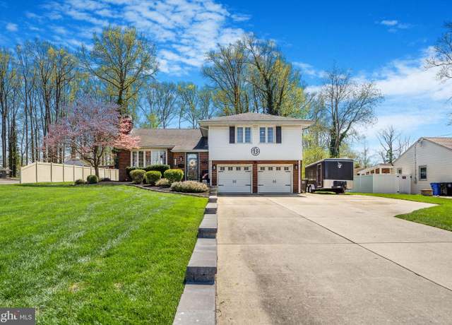Property at 320 Beech Ave, Woodbury Heights, NJ 08097, 3 beds, 2.5 baths