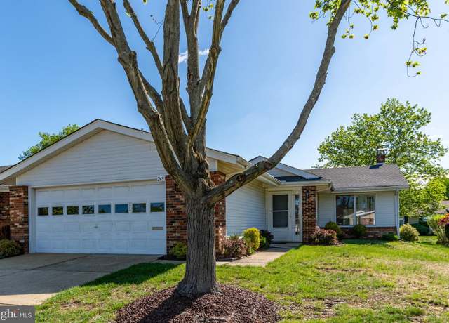 Property at 249-B Doremus Dr, Monroe Township, NJ 08831, 3 beds, 2 baths