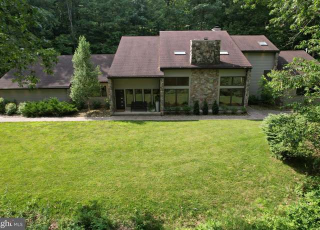 Property at 262 Blackberry Hl, Port Matilda, PA 16870, 5 beds, 5 baths