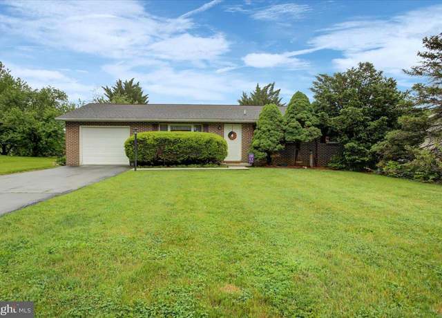 Property at 1536 Farm Ln, Greencastle, PA 17225, 3 beds, 1.5 baths