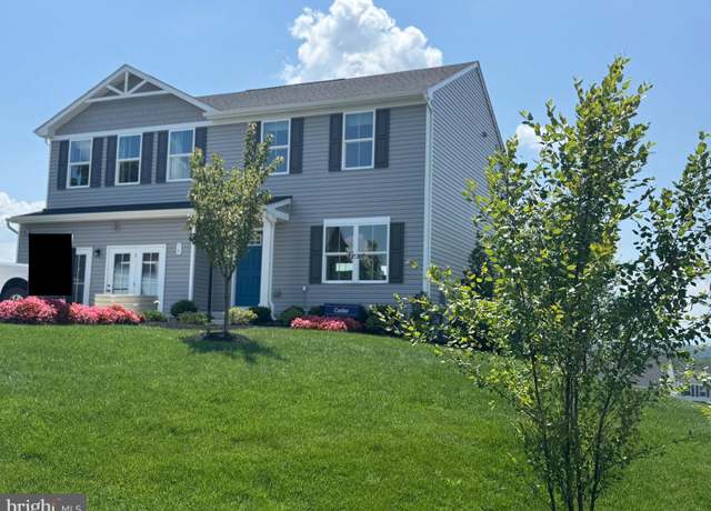 Property at 38 Diopside Dr, Chambersburg, PA 17202, 4 beds, 2.5 baths