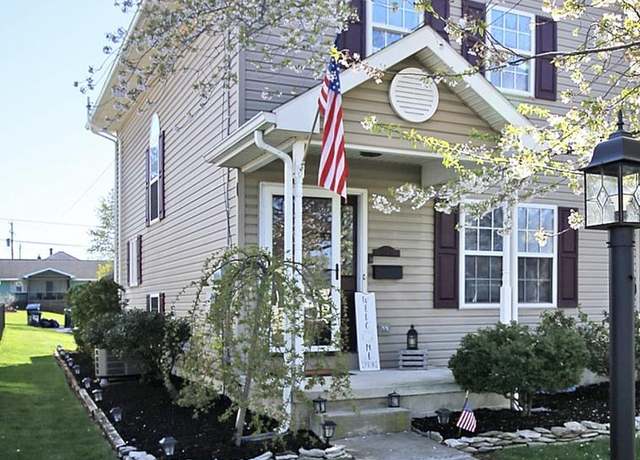 Property at 612 N Chestnut St, Palmyra, PA 17078, 2 beds, 2.5 baths