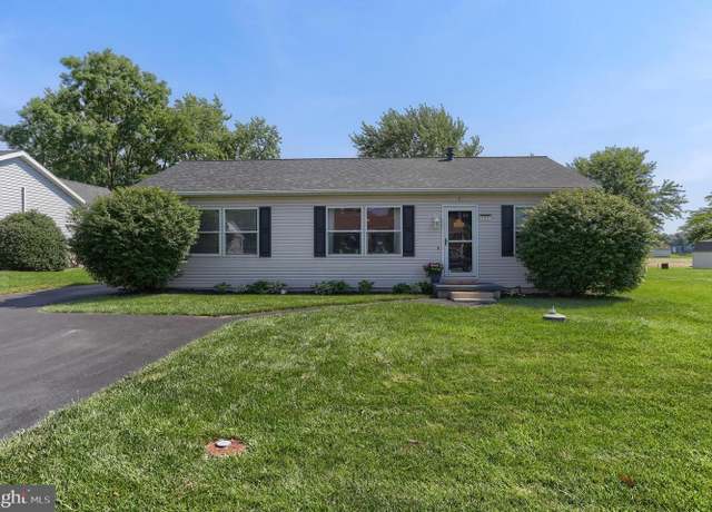 Property at 112 Lynmar Ave, Palmyra, PA 17078, 3 beds, 2 baths