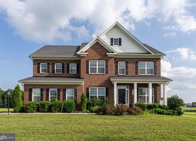 Property at 14782 Falconaire Pl, Leesburg, VA 20176, 4 beds, 4.5 baths