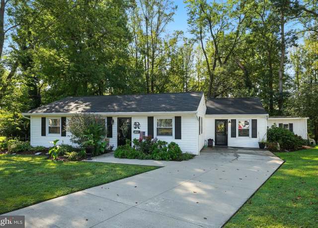 Property at 1329 Saxon St, Woodbridge, VA 22191, 3 beds, 2 baths