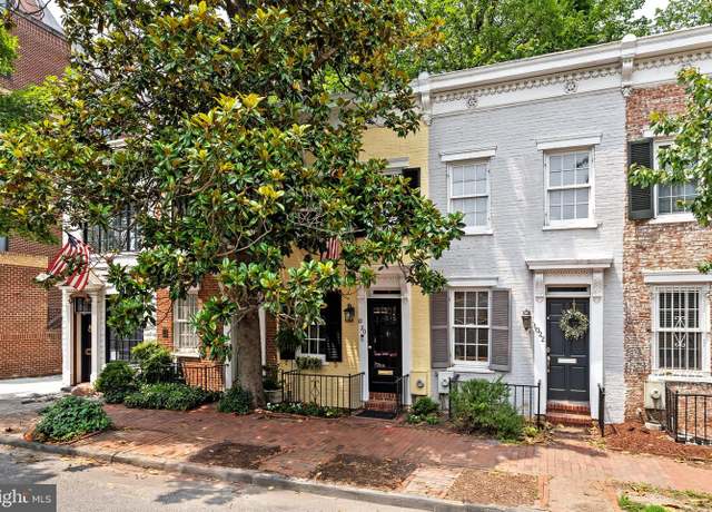 Property at 1020 29th St NW, Washington, DC 20007, 2 beds, 1.5 baths