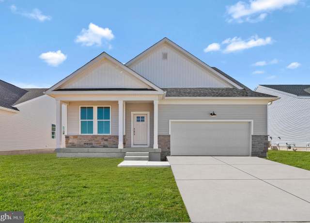 Property at 2914 Cordwainers Ln, Middletown, DE 19709, 2 beds, 2 baths