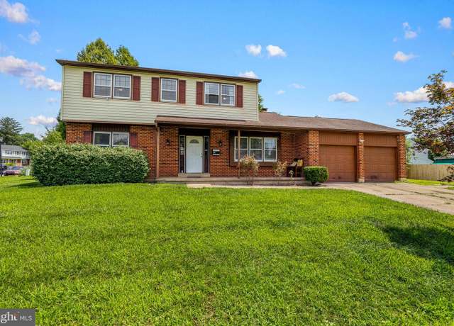 Property at 127 Wedgefield Dr, New Castle, DE 19720, 4 beds, 2.5 baths