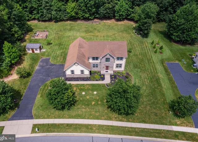 Property at 11 Autumn Woods Dr, Elkton, MD 21921, 5 beds, 3.5 baths