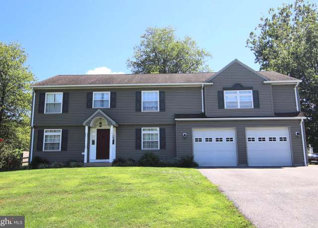 Property at 7025 Willow Tree Dr S, Middletown, MD 21769, 4 beds, 2.5 baths