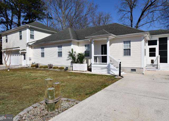 Property at 12508 Selsey Rd, Ocean City, MD 21842, 4 beds, 3.5 baths