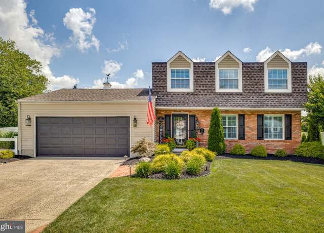 Property at 222 Woodbine Dr, Marlton, NJ 08053, 3 beds, 2.5 baths