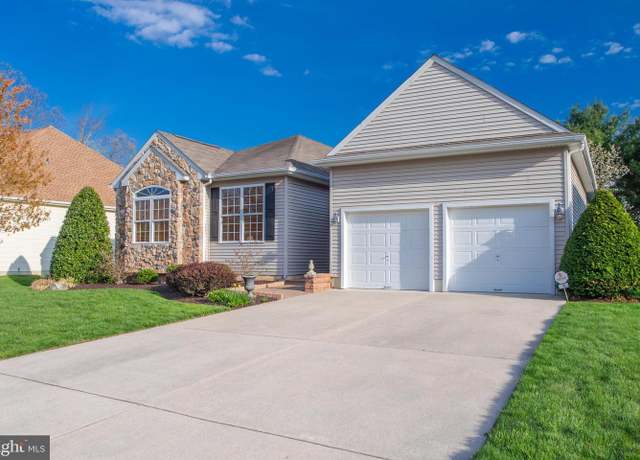 Property at 16 Merganser Ct, Glassboro, NJ 08028, 3 beds, 2 baths