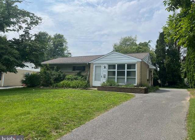 Property at 405 W Rosedale Ave, West Chester, PA 19382, 3 beds, 2 baths