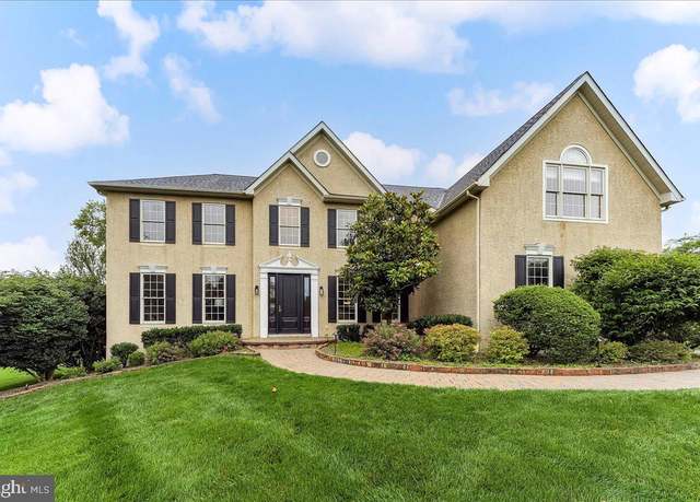 Property at 926 Kenmara Dr, West Chester, PA 19380, 4 beds, 3.5 baths