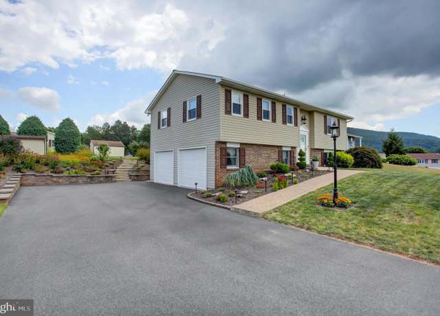 Property at 14090 Gardner Ave, Waynesboro, PA 17268, 3 beds, 2 baths