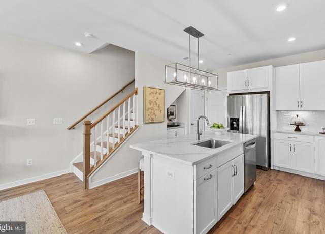 Property at 5 Sepia Sq Unit MO, Ashburn, VA 20147, 3 beds, 2.5 baths