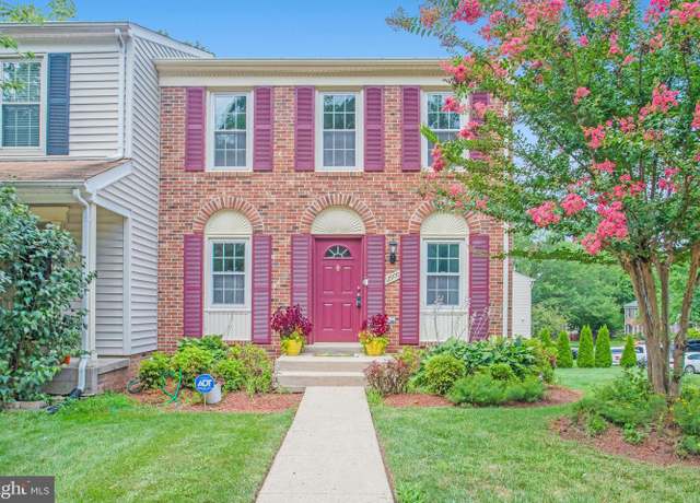 Property at 12900 Lockleven Ln, Woodbridge, VA 22192, 4 beds, 3.5 baths