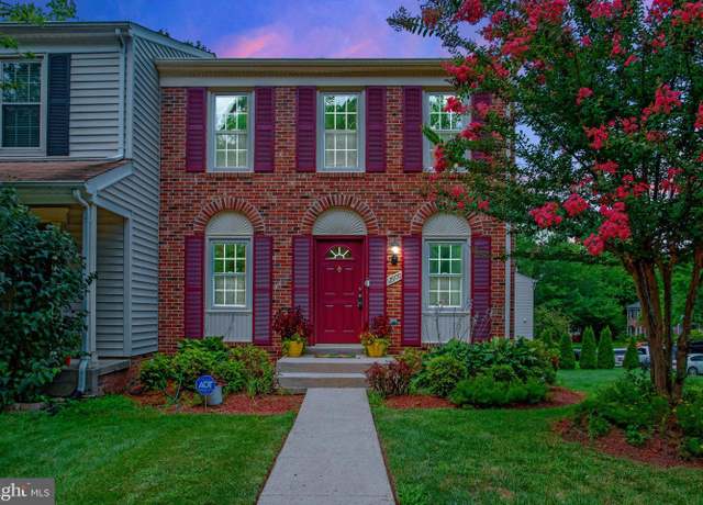 Property at 12900 Lockleven Ln, Woodbridge, VA 22192, 4 beds, 3.5 baths