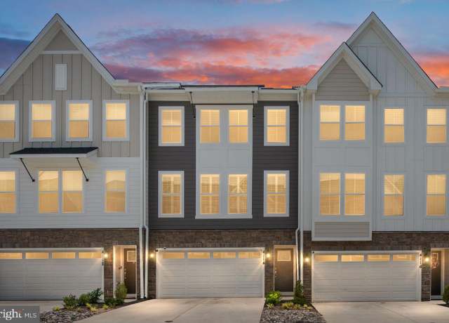 Property at 4114 Bolton Ct, Fredericksburg, VA 22408, 3 beds, 3 baths