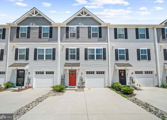 Property at 441 Sitka Spruce Ln, Townsend, DE 19734, 3 beds, 2.5 baths
