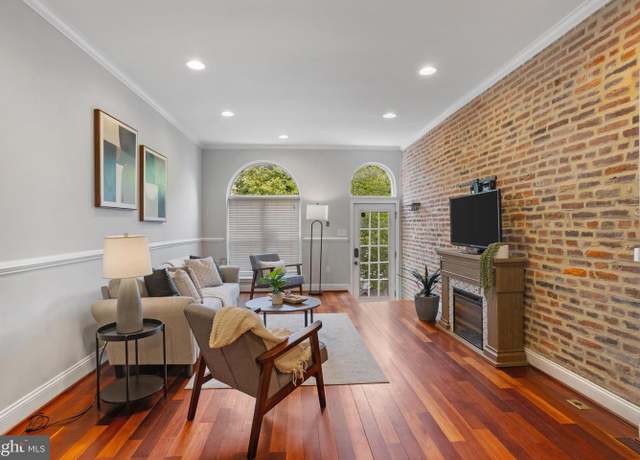 Property at 32 N Kenwood Ave, Baltimore, MD 21224, 4 beds, 2.5 baths