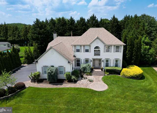 Property at 22 Millway Rd, Lumberton, NJ 08048, 4 beds, 2.5 baths