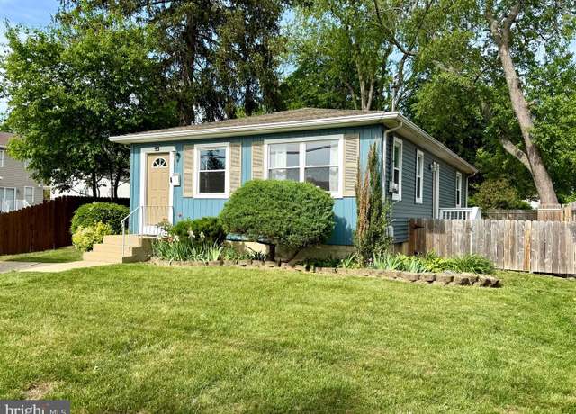 Property at 207 N Albertson Ave, Magnolia, NJ 08049, 3 beds, 1 bath