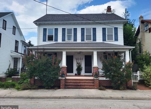 Property at 335 North St, Mcsherrystown, PA 17344, 4 beds, 2 baths