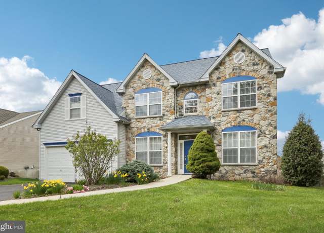 Property at 210 Beech Ln, Perkasie, PA 18944, 5 beds, 3 baths
