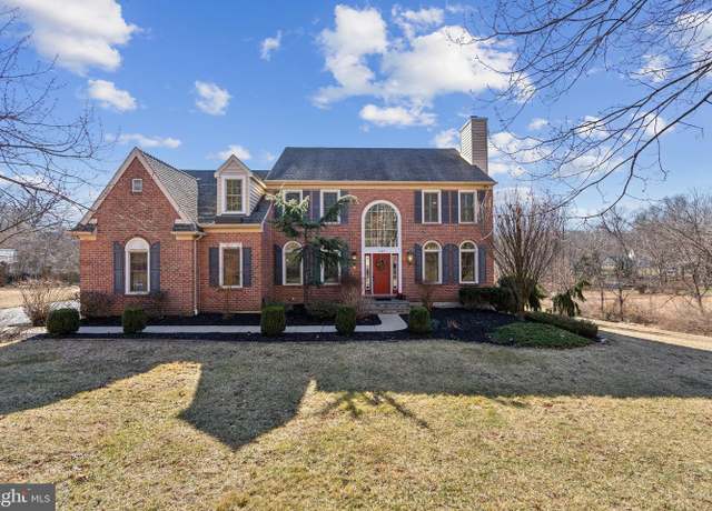 Property at 1325 Pennsridge Ct, Downingtown, PA 19335, 4 beds, 4.5 baths