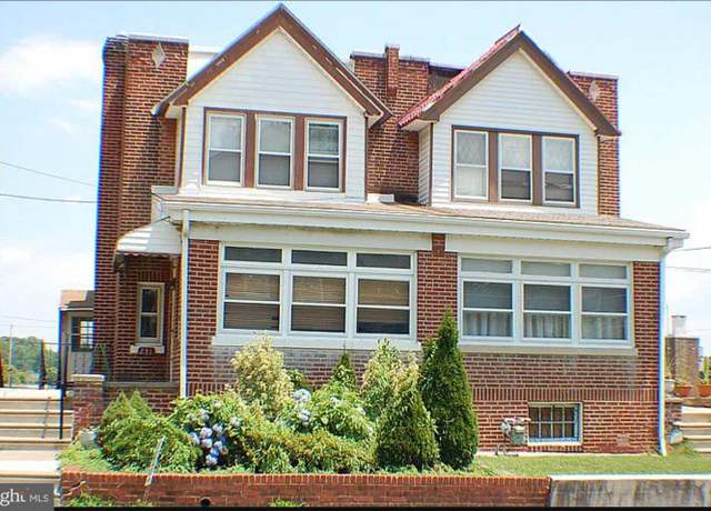 Property at 231 N Penn St, West Chester, PA 19380, 3 beds, 1.5 baths