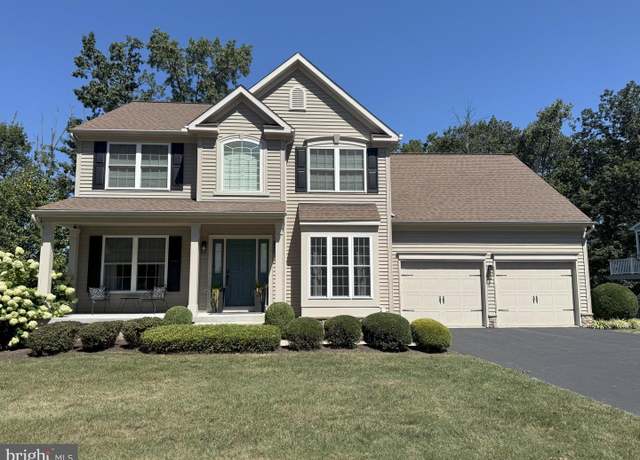 Property at 222 Merwood Dr, Morgantown, PA 19543, 4 beds, 2.5 baths