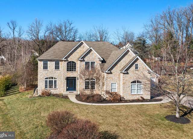 Property at 6448 Mallard Ln, Coopersburg, PA 18036, 5 beds, 2.5 baths