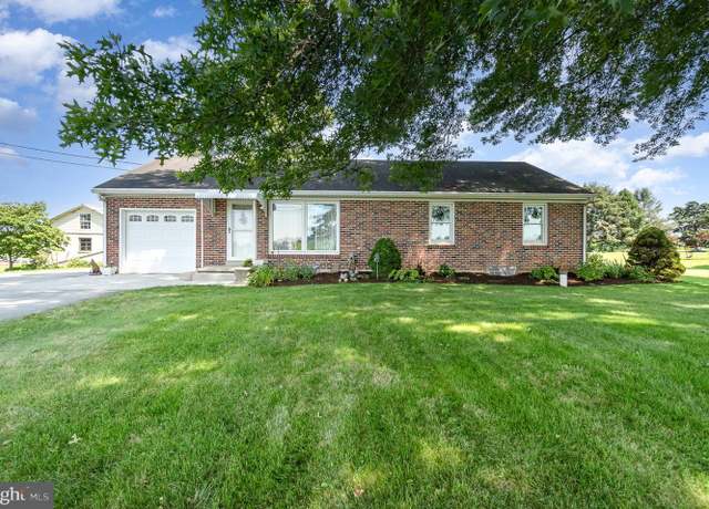 Property at 880 Hoffer Rd, Annville, PA 17003, 3 beds, 2 baths